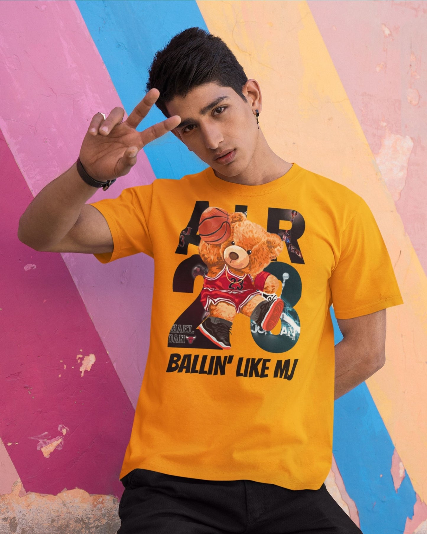 Ballin' Bear - Unisex T-Shirt